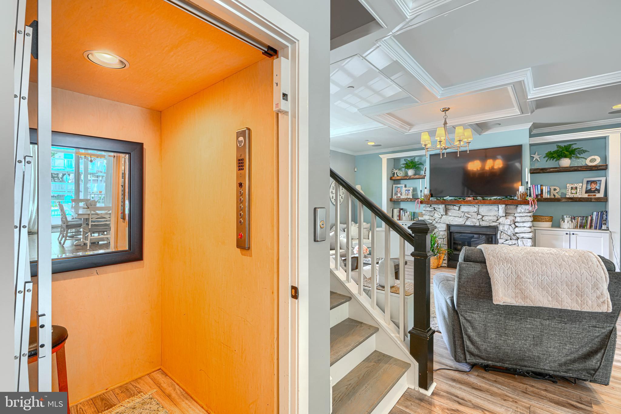 OLIVER BEACH - Residential
