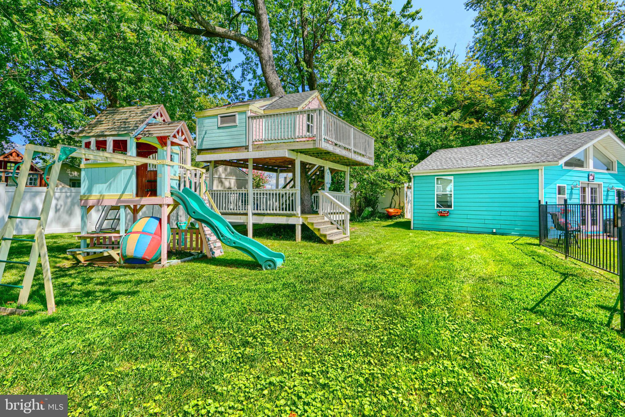 OLIVER BEACH - Residential