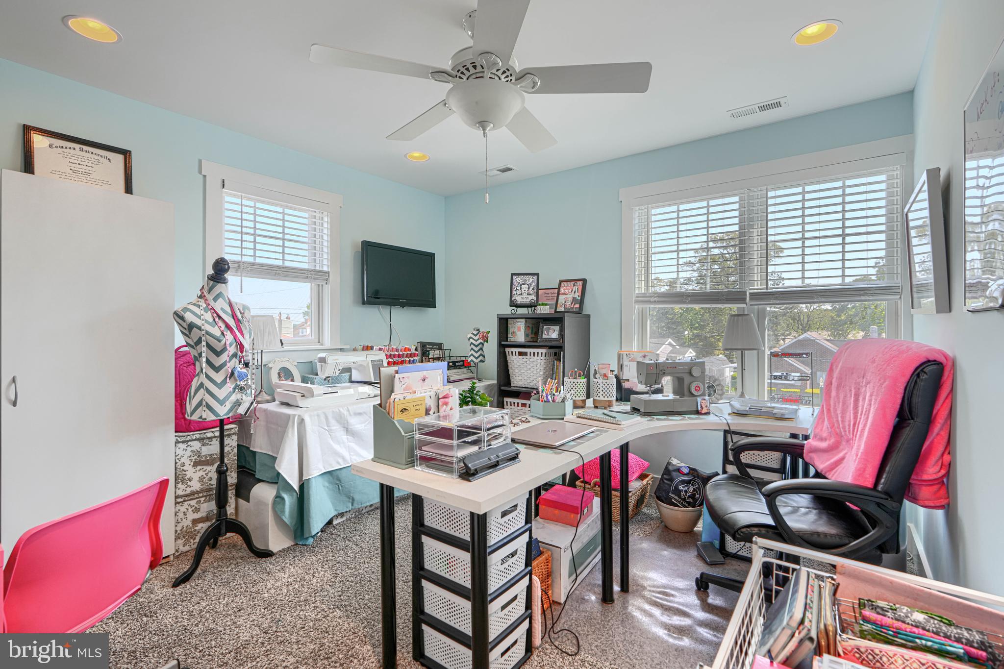OLIVER BEACH - Residential