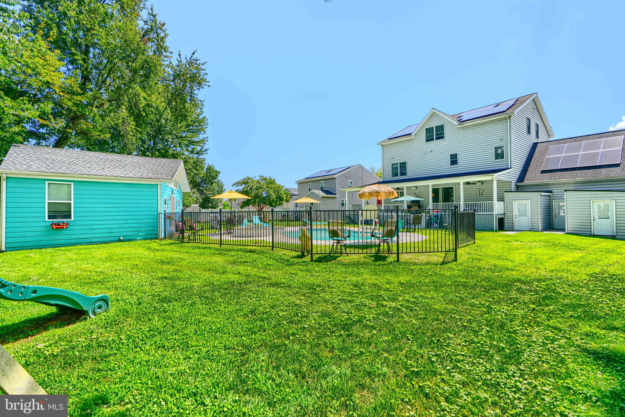 OLIVER BEACH - Residential