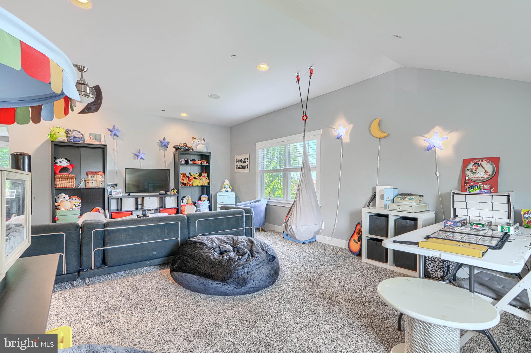 OLIVER BEACH - Residential