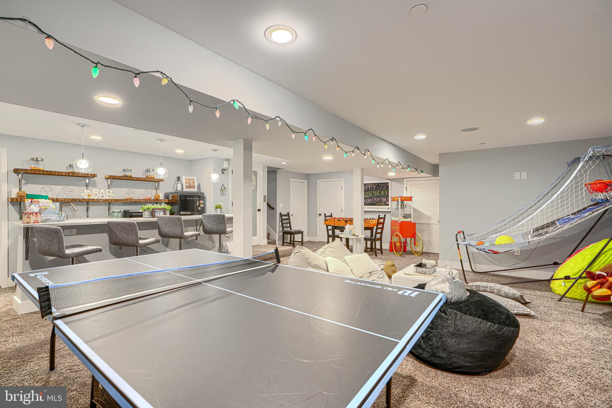 OLIVER BEACH - Residential