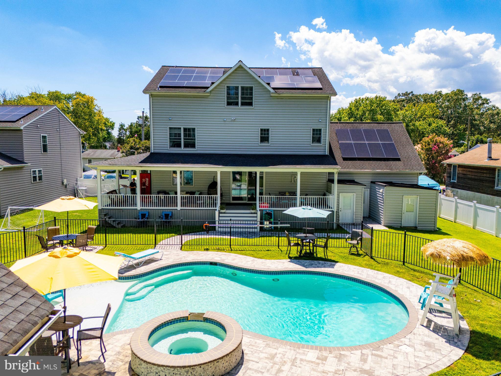 OLIVER BEACH - Residential