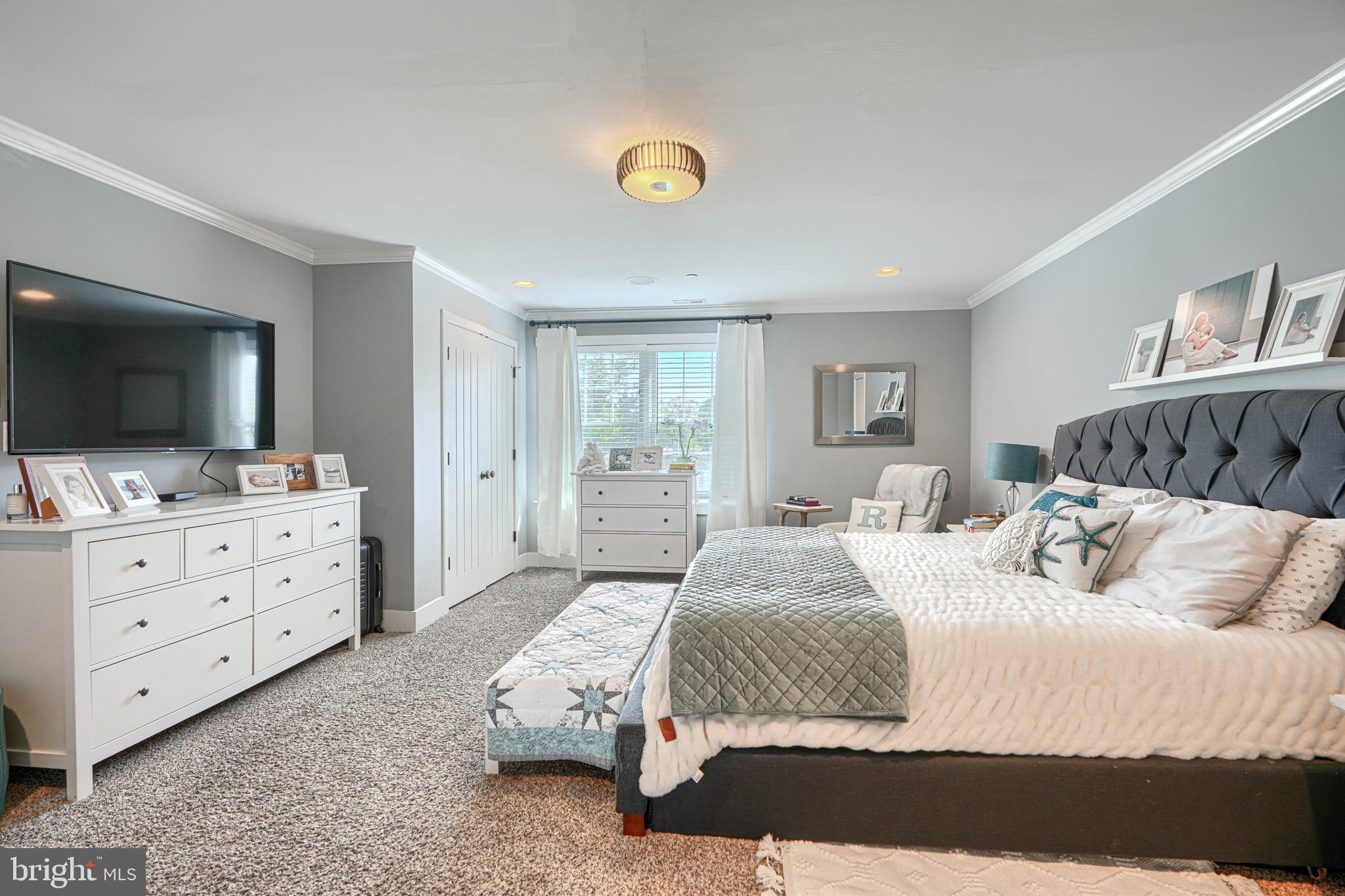 OLIVER BEACH - Residential