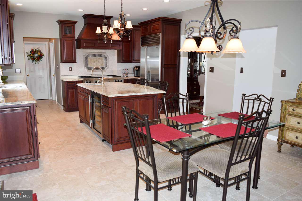 STONEGATE - Residential