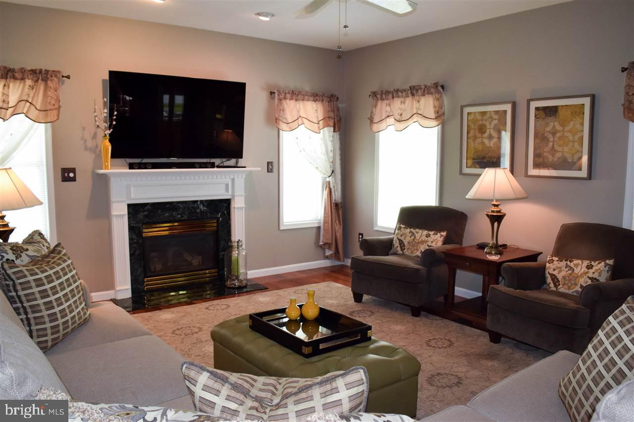 STONEGATE - Residential