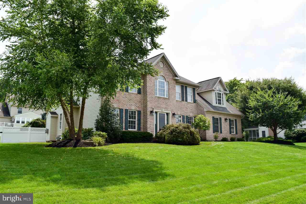 STONEGATE - Residential