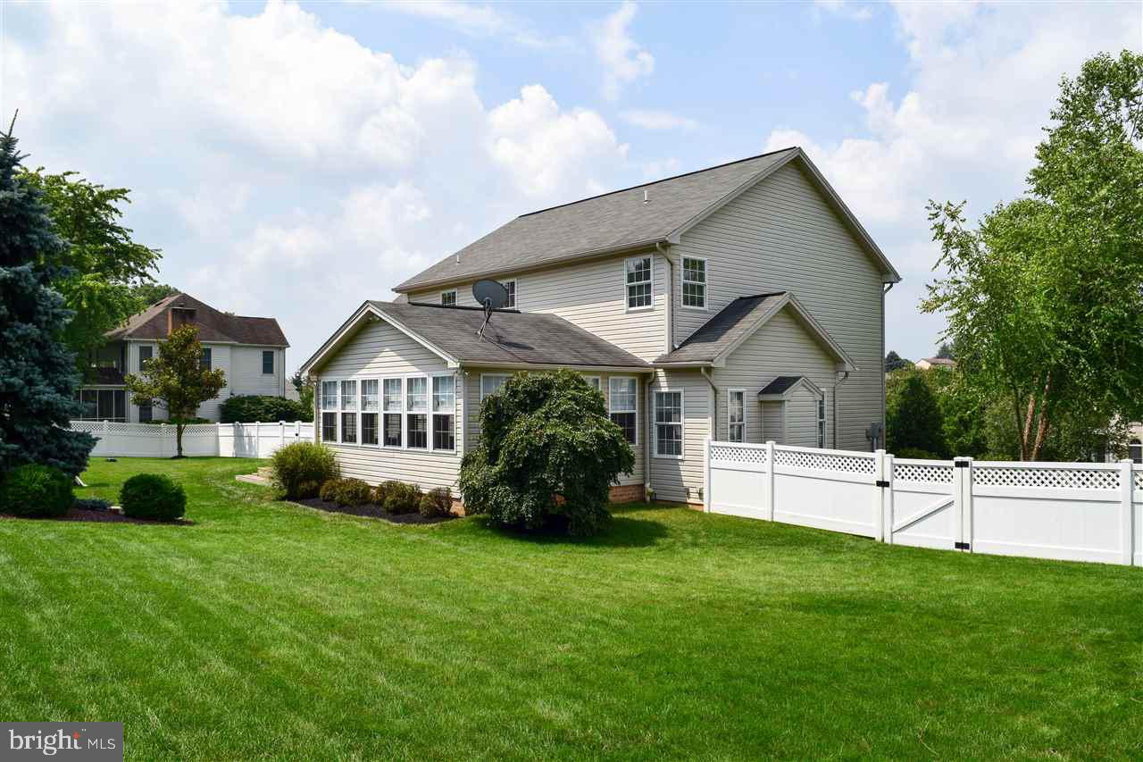 STONEGATE - Residential