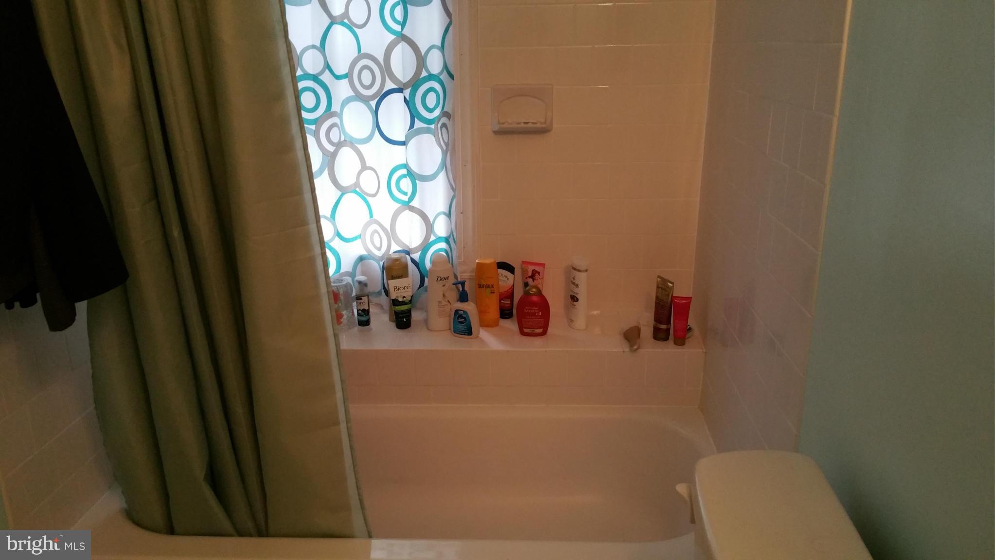 LAKE RIDGE - Residential Lease