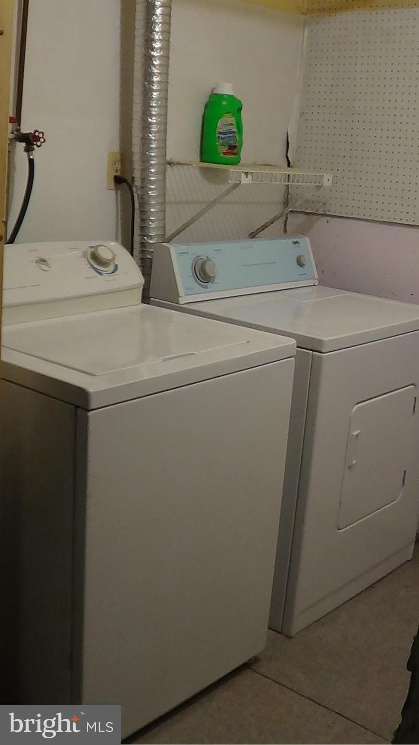 LAKE RIDGE - Residential Lease