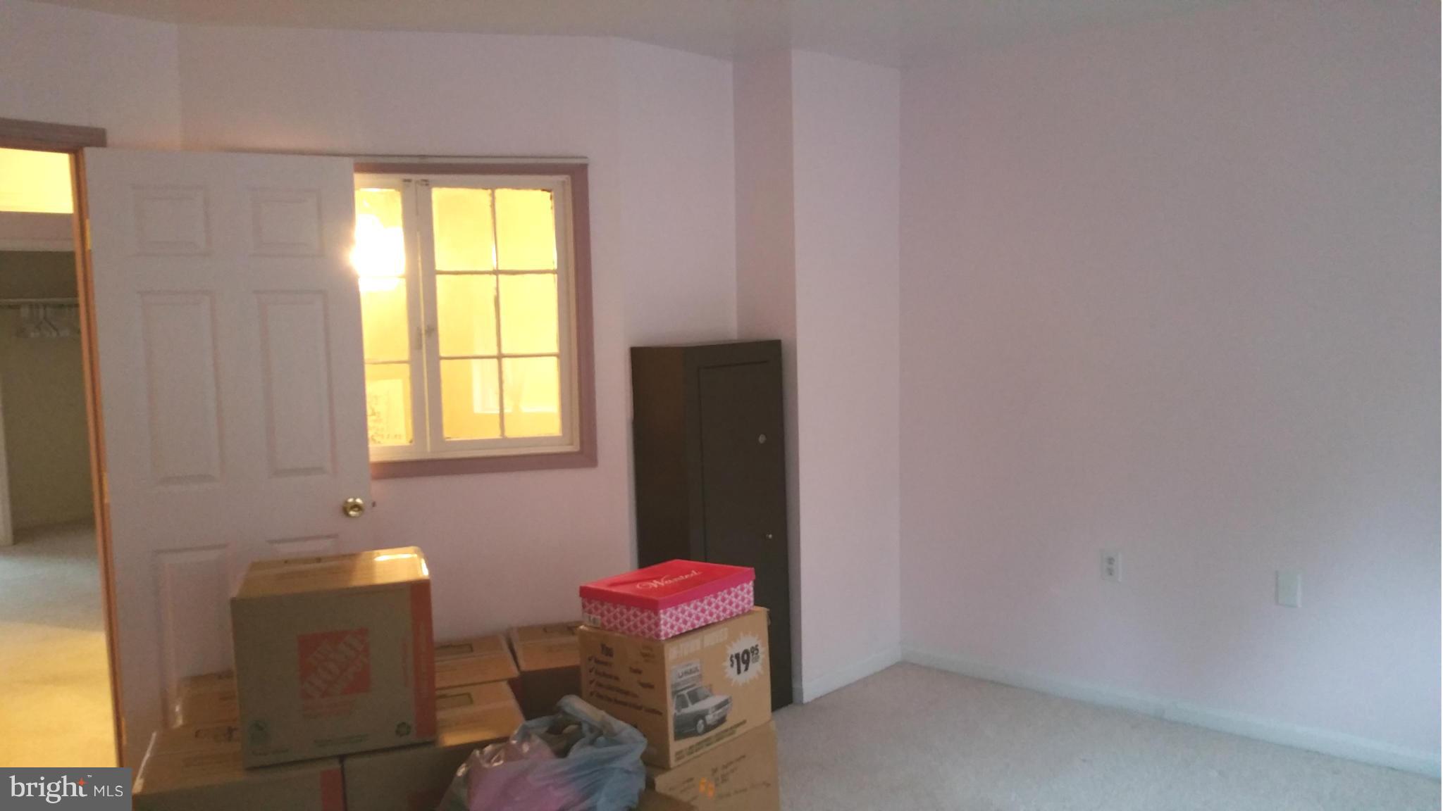 LAKE RIDGE - Residential Lease