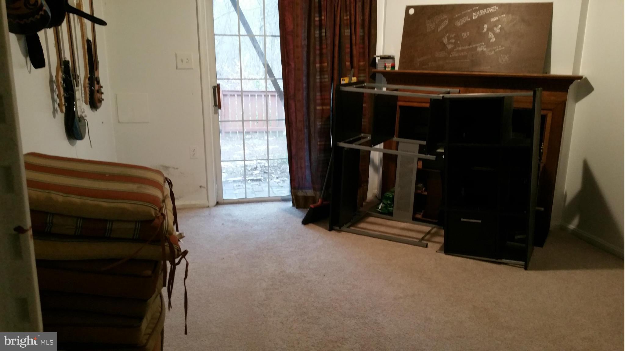 LAKE RIDGE - Residential Lease