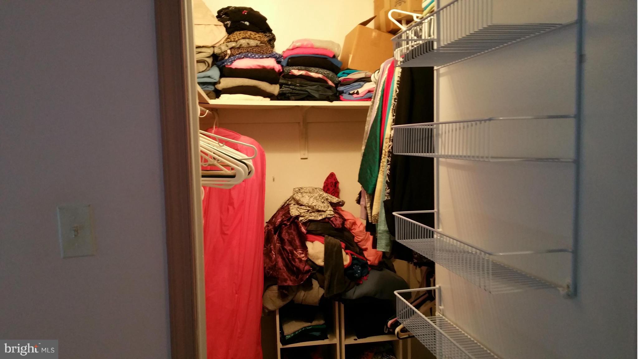 LAKE RIDGE - Residential Lease