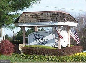 LAKE RIDGE - Residential Lease