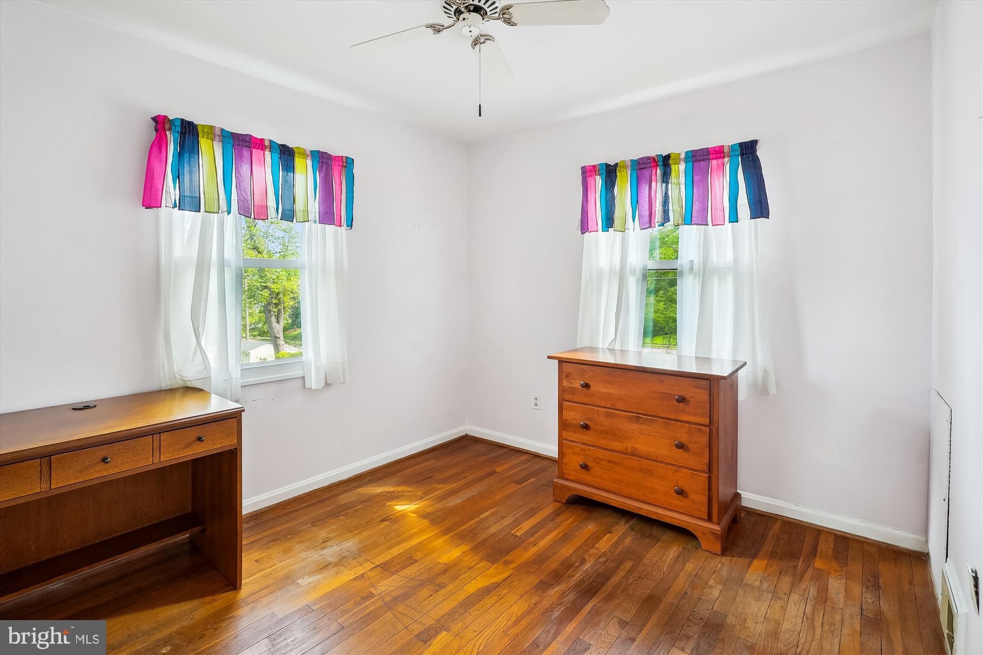 BUCKNELL MANOR - Residential