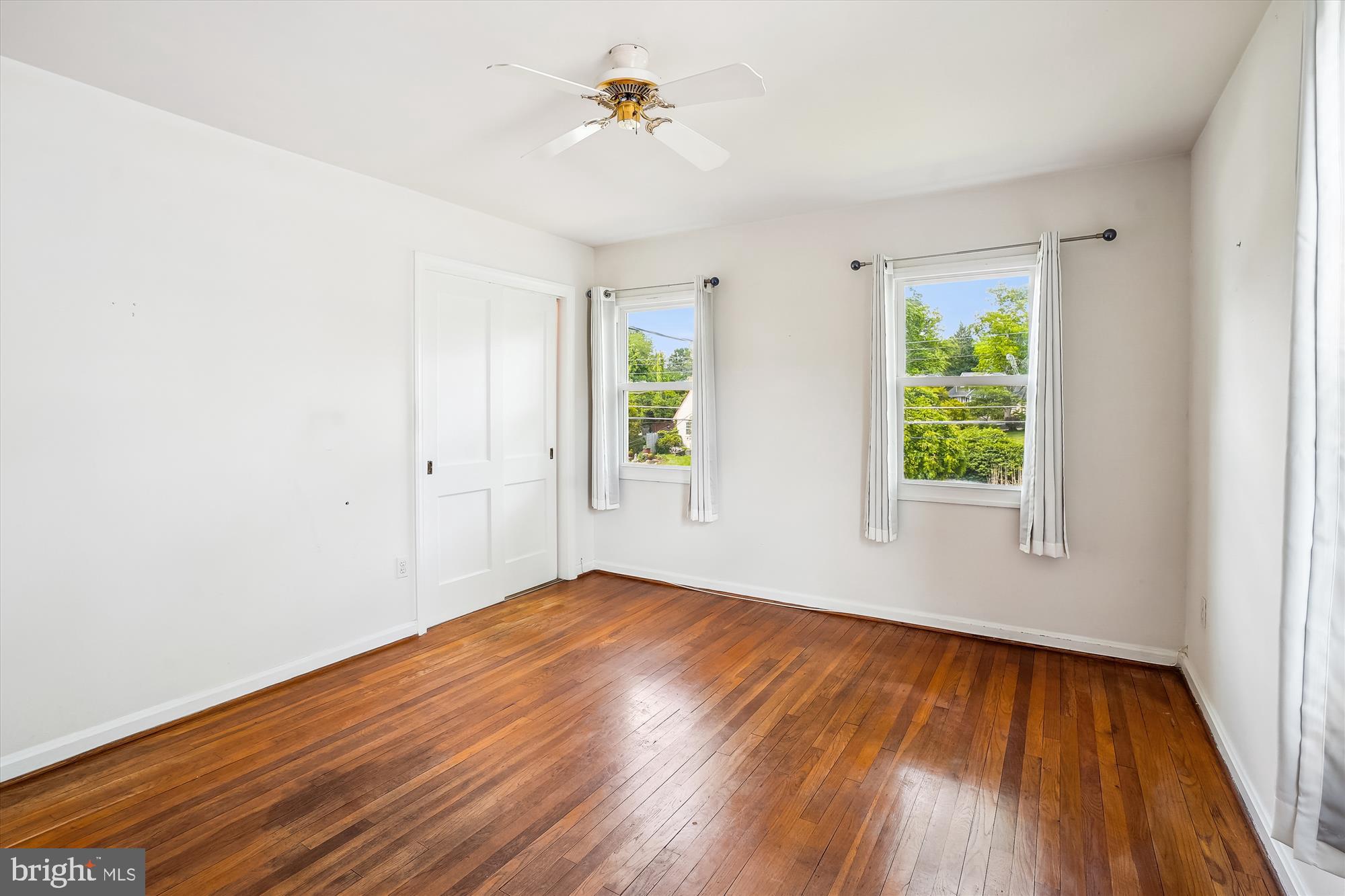 BUCKNELL MANOR - Residential