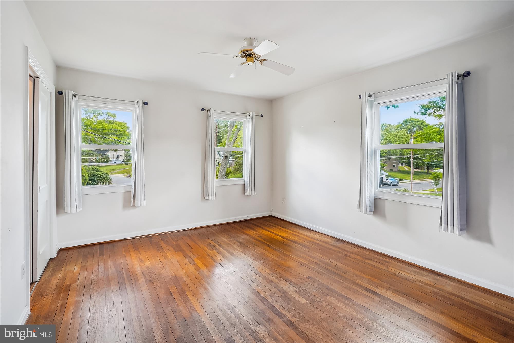 BUCKNELL MANOR - Residential