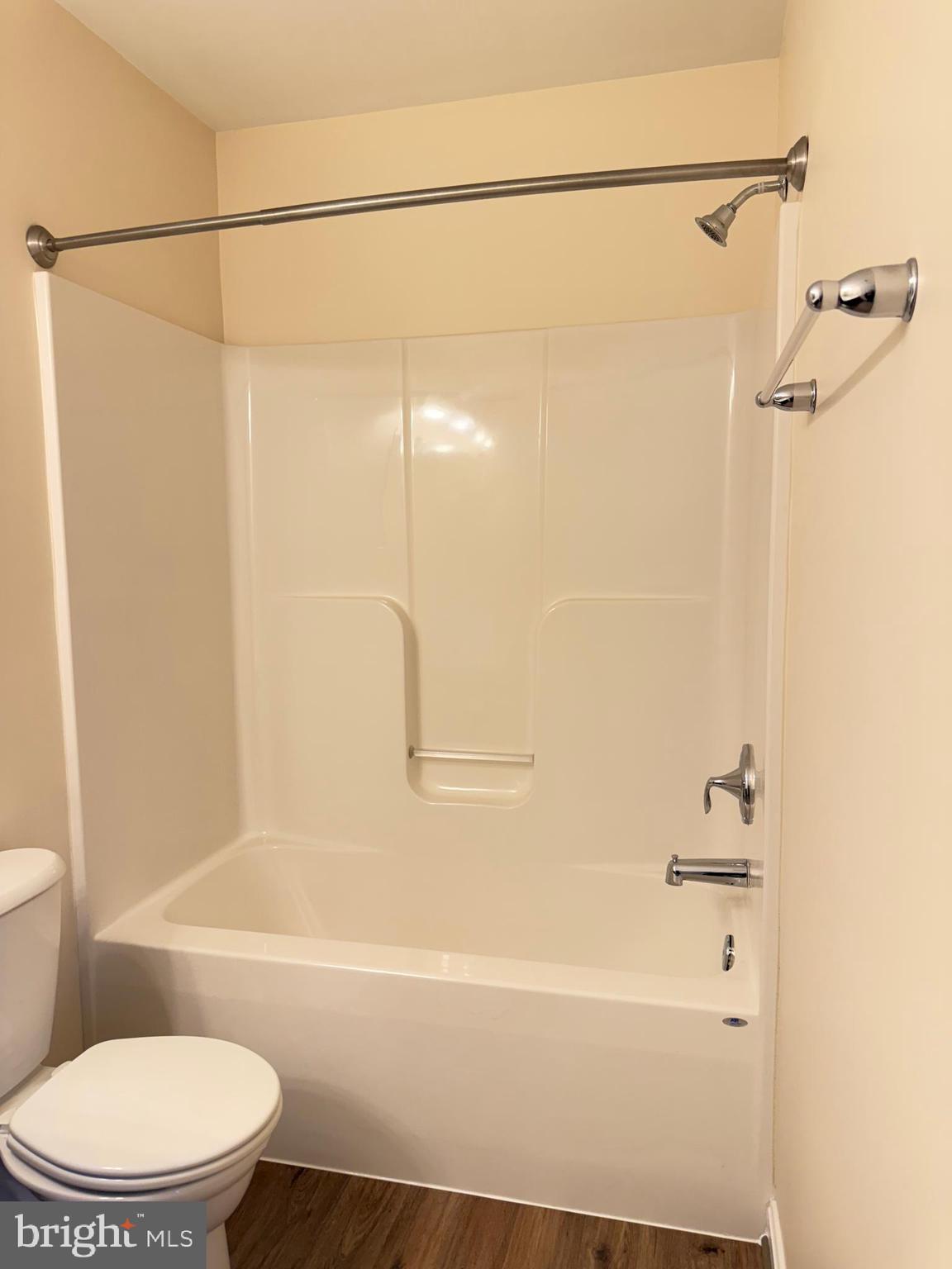 WILDERNESS SHORES - Residential Lease