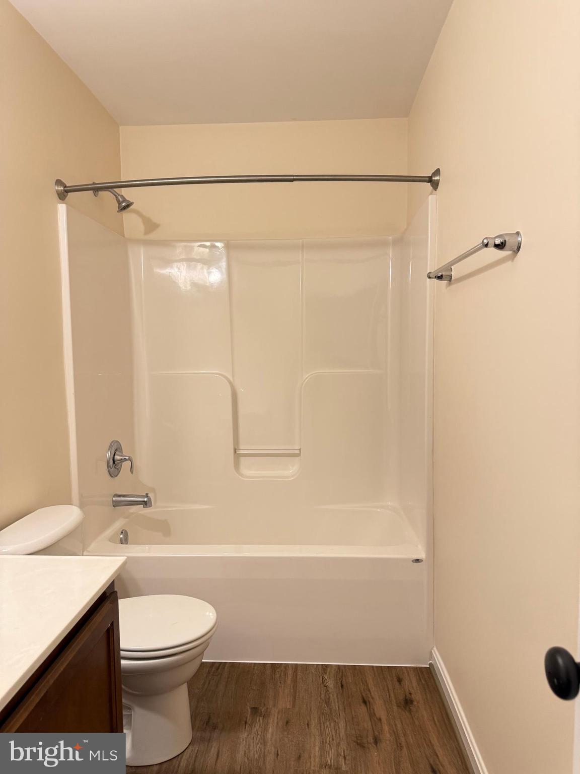 WILDERNESS SHORES - Residential Lease