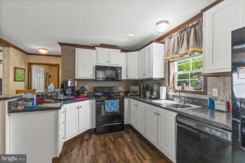 Photo of 166 WEIDLER LN, LITITZ, PA 17543 (MLS # PALA2033772)