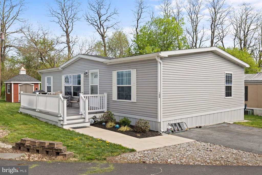 Photo of 166 WEIDLER LN, LITITZ, PA 17543 (MLS # PALA2033772)