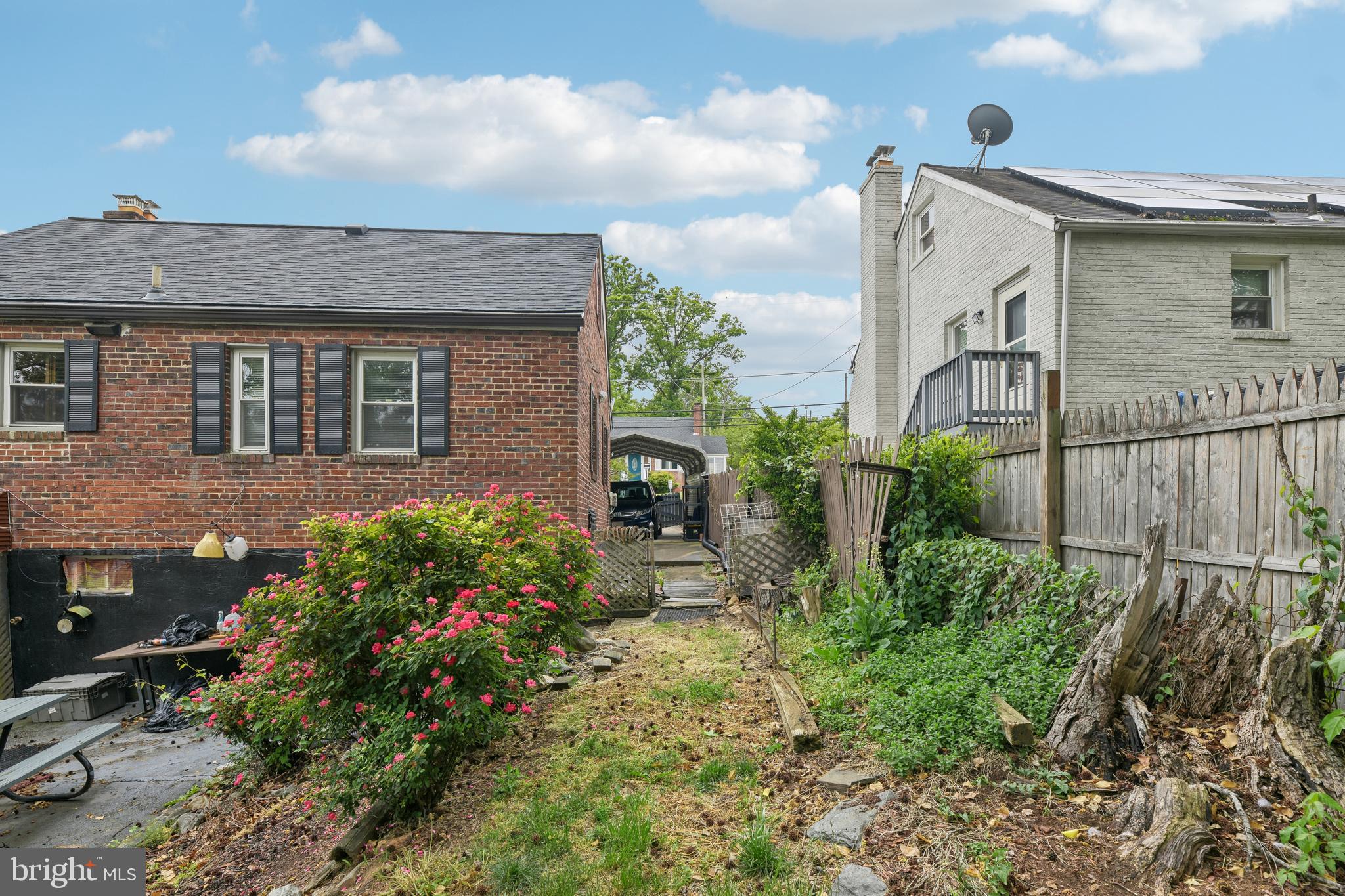 CHEVERLY MANOR - Residential