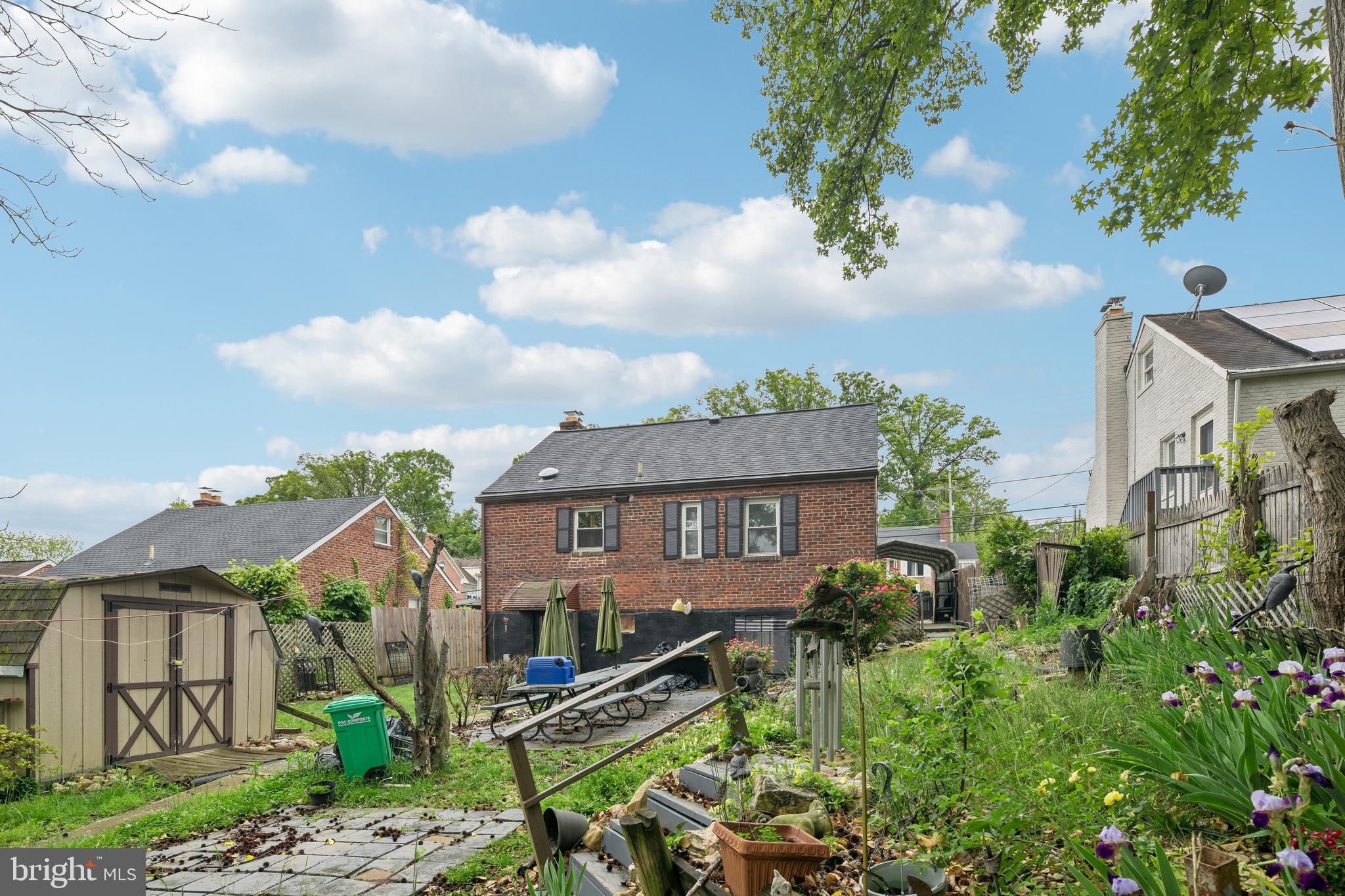 CHEVERLY MANOR - Residential