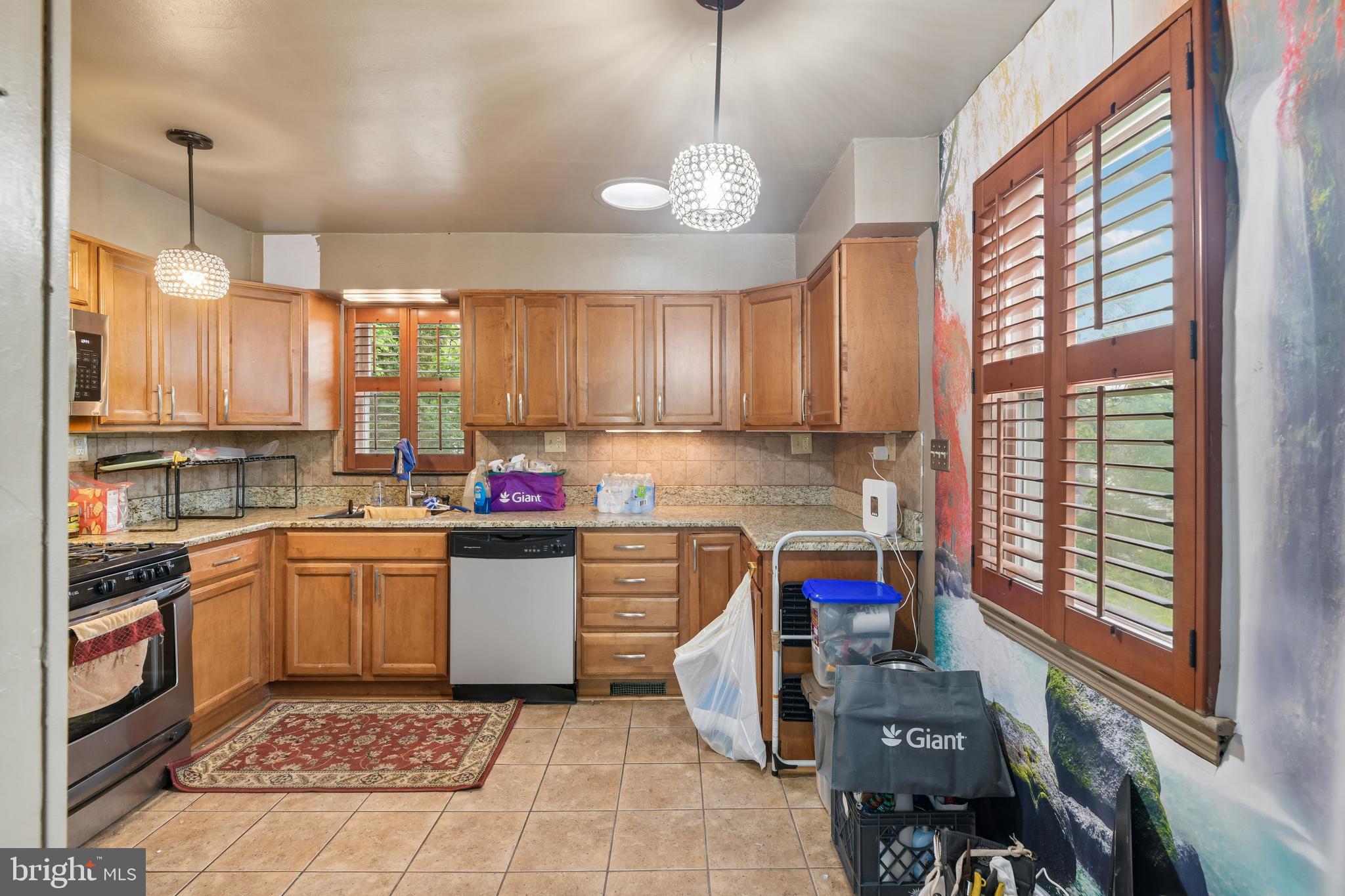 CHEVERLY MANOR - Residential