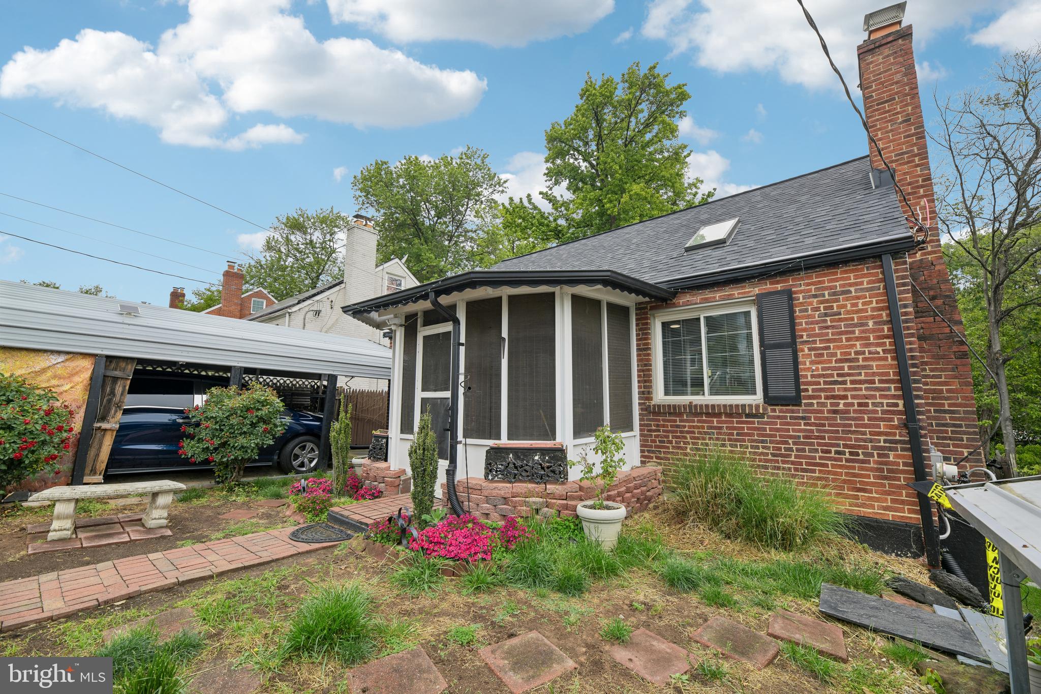 CHEVERLY MANOR - Residential