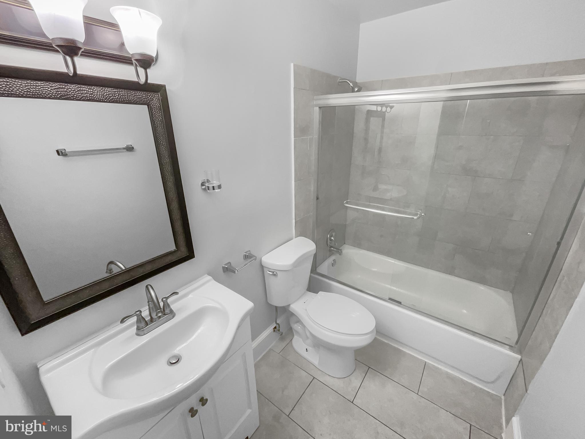 DALE CITY - Residential