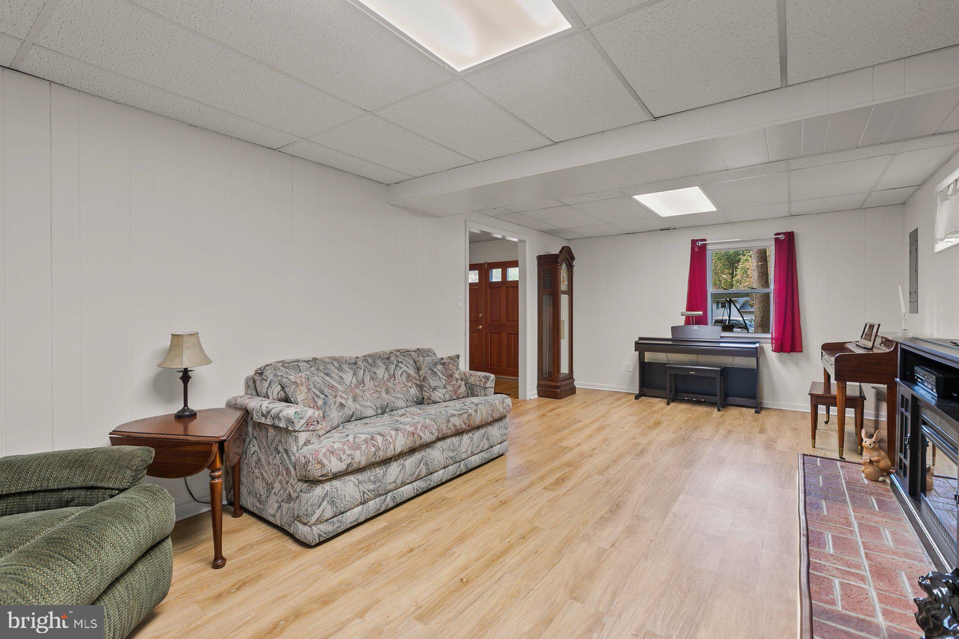 HOLLY GAF ACRES - Residential