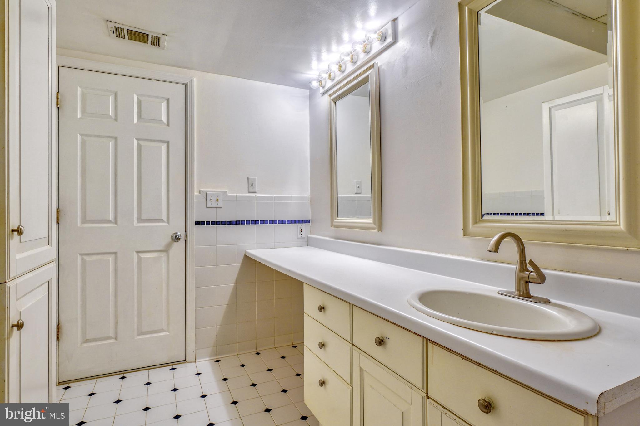 PHOENIX - Residential