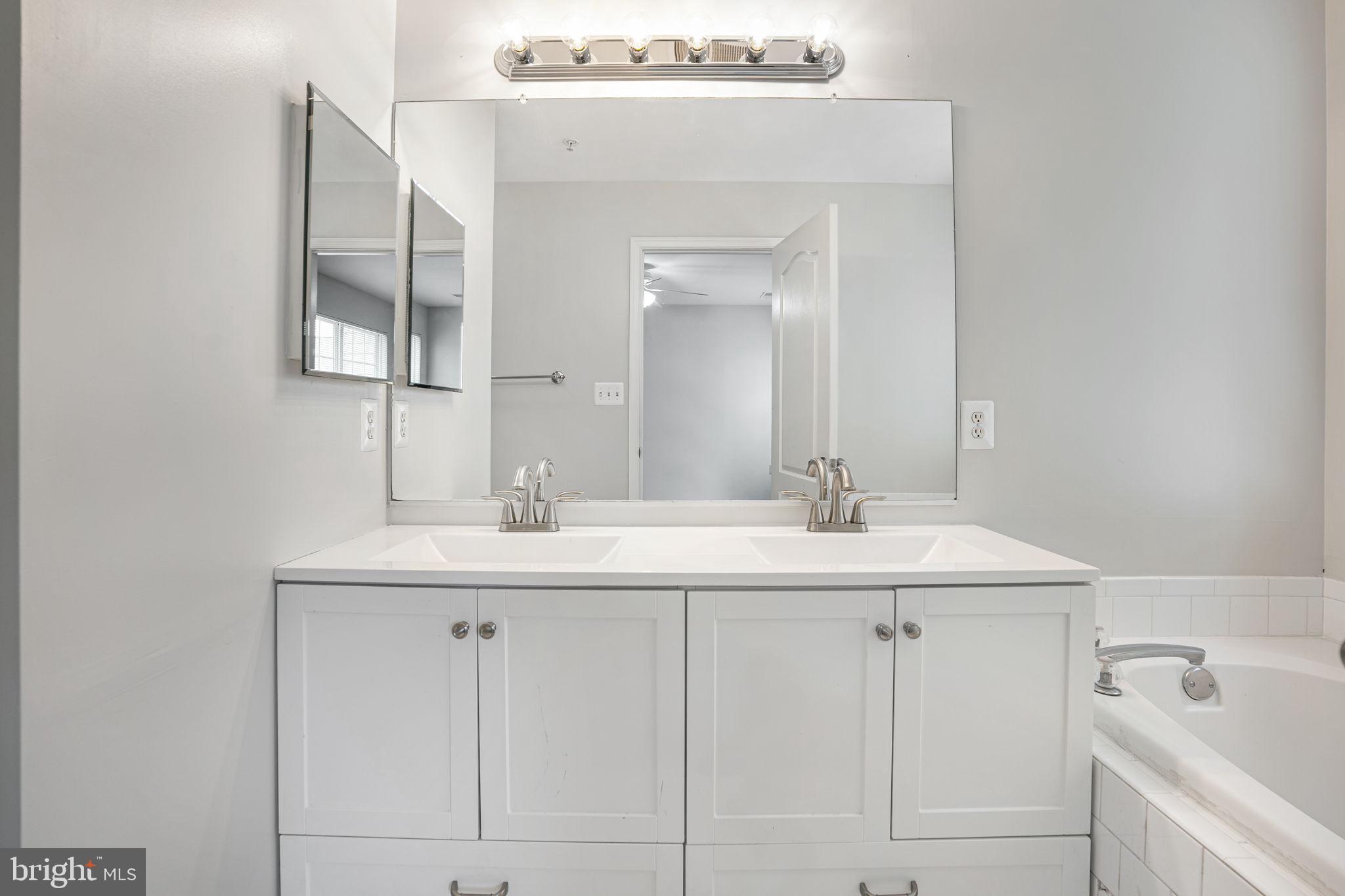 THE CROSSINGS AT CHADDSFORD - Residential