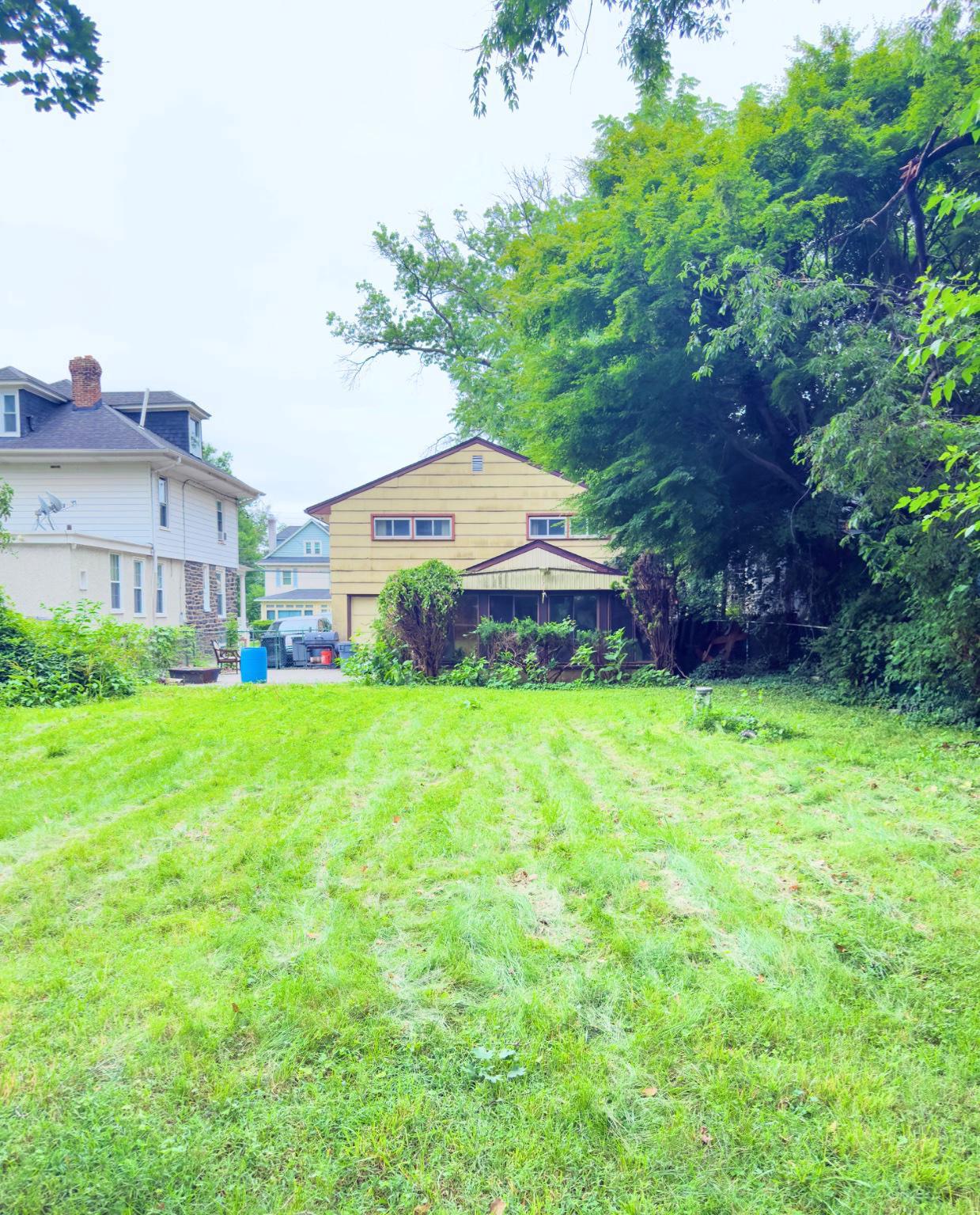 115 E PROVIDENCE ROAD