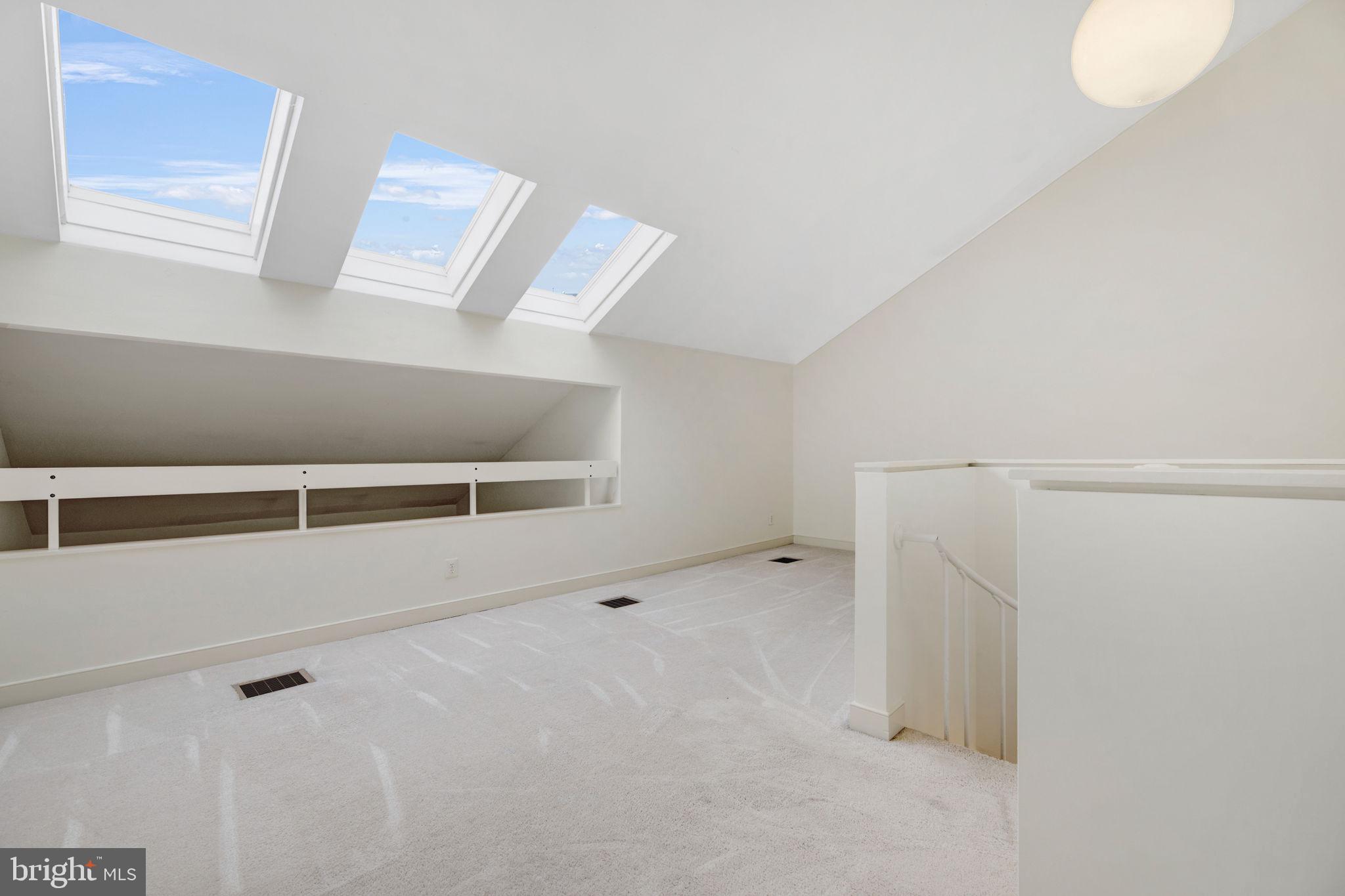 NORTH GREEN CONDOMINIUMS - Residential Lease