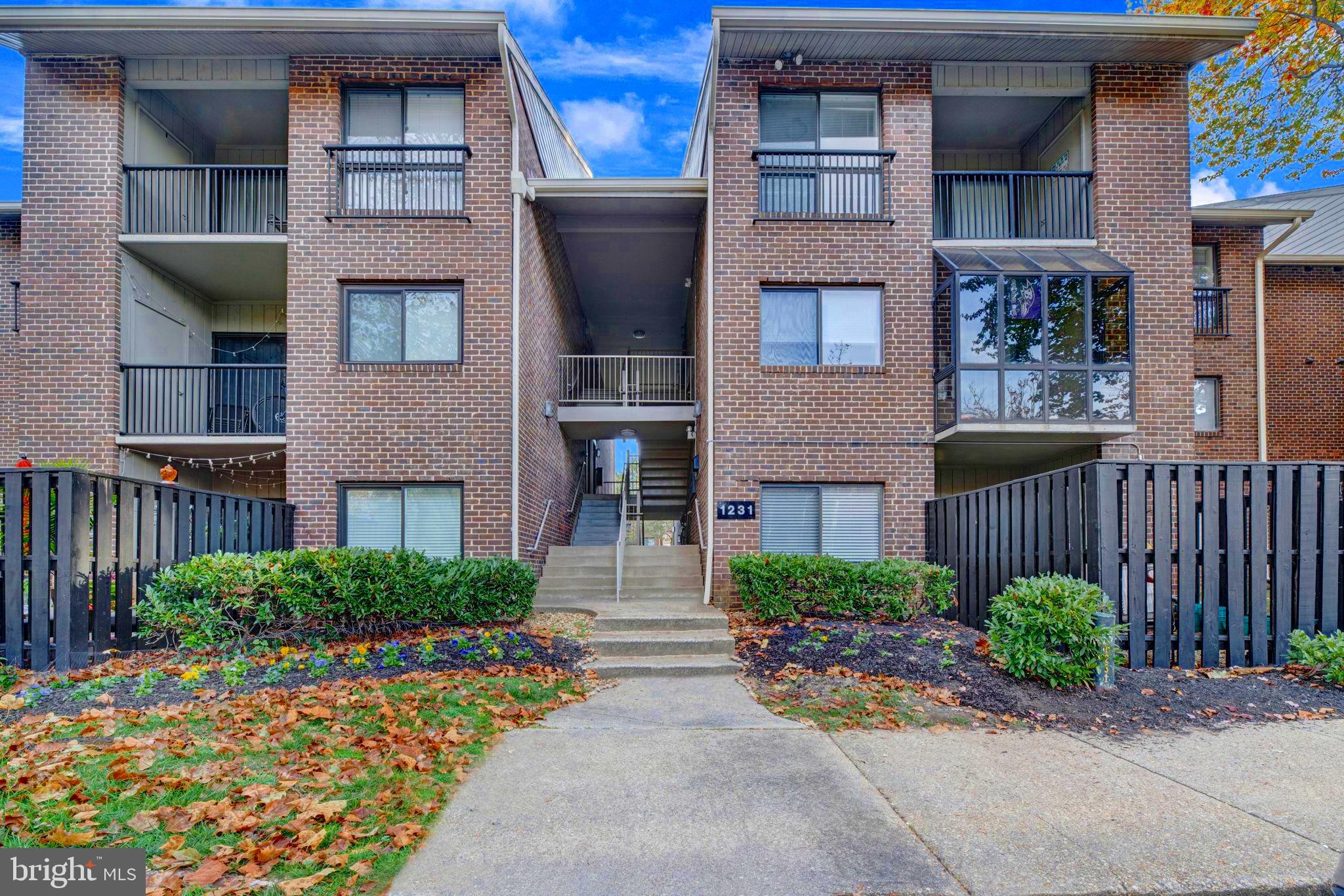 NORTH GREEN CONDOMINIUMS - Residential Lease