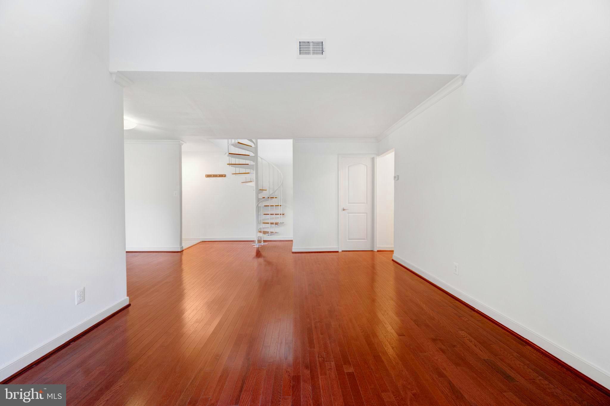 NORTH GREEN CONDOMINIUMS - Residential Lease