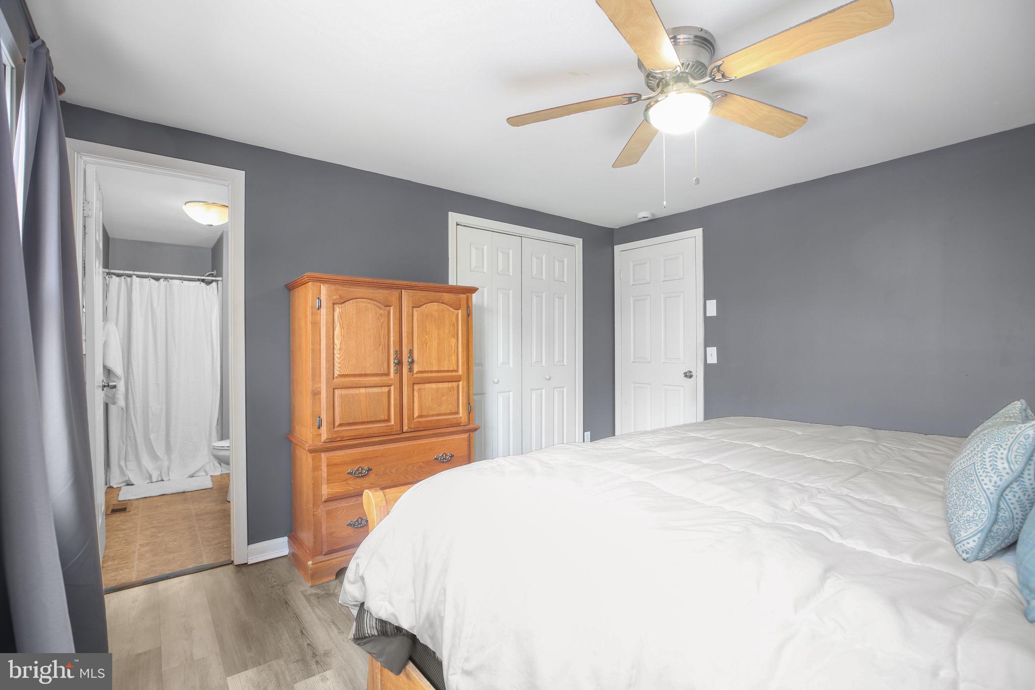 LAKE WILDERNESS - Residential