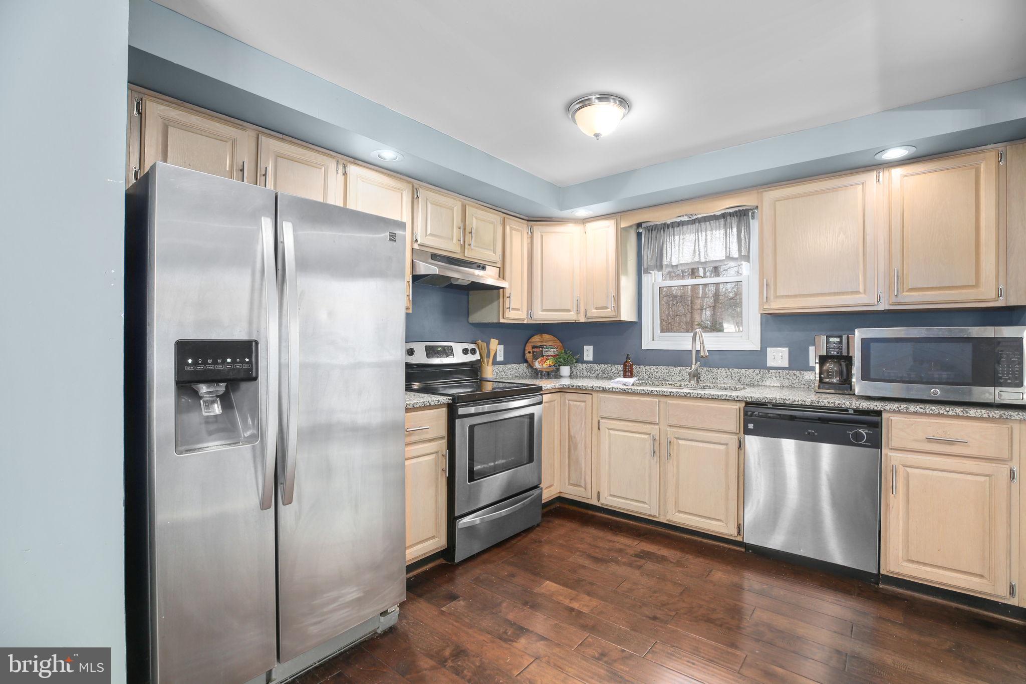 LAKE WILDERNESS - Residential