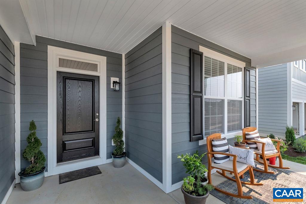 MEADOW BROOK - Residential