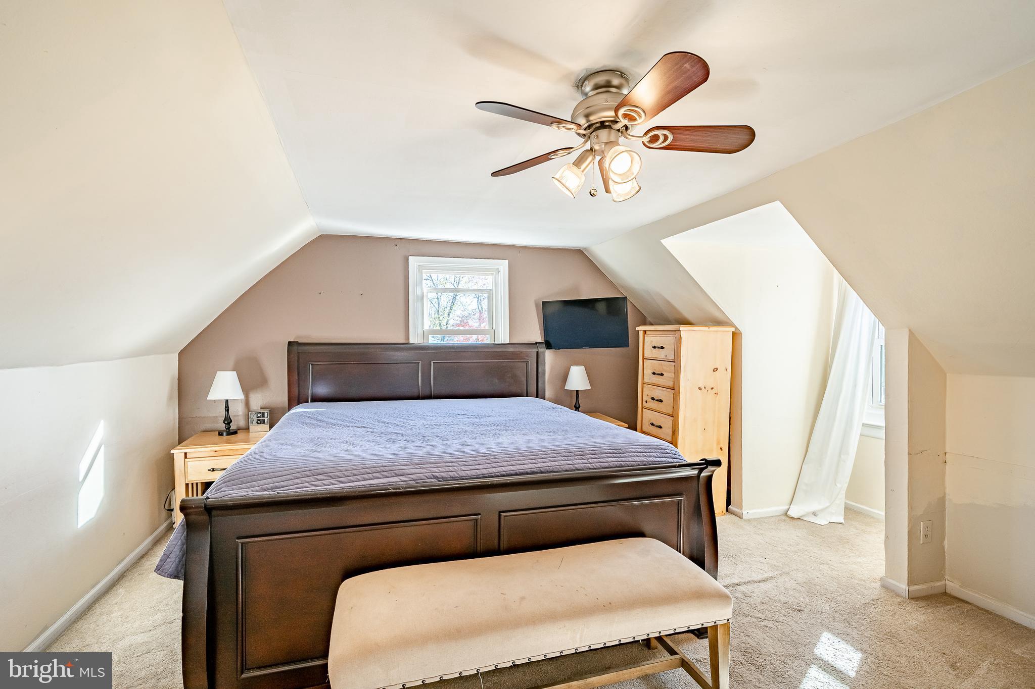 BRINTON WOODS - Residential