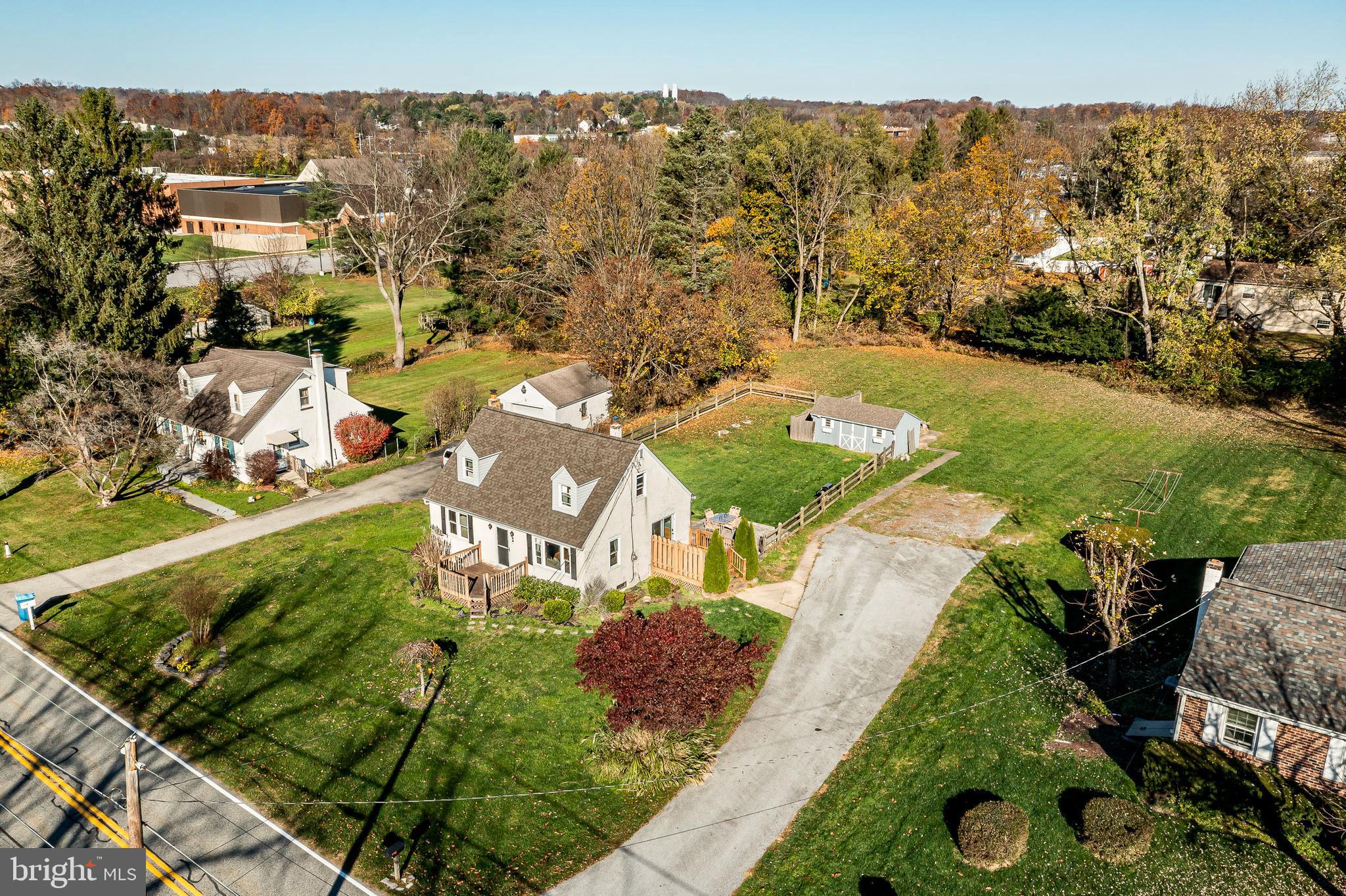 BRINTON WOODS - Residential