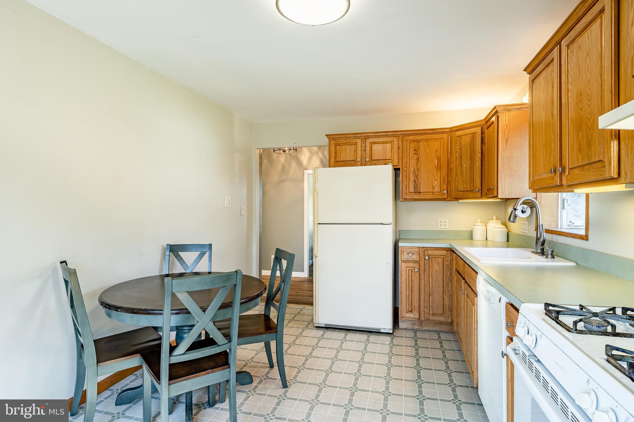 BRINTON WOODS - Residential