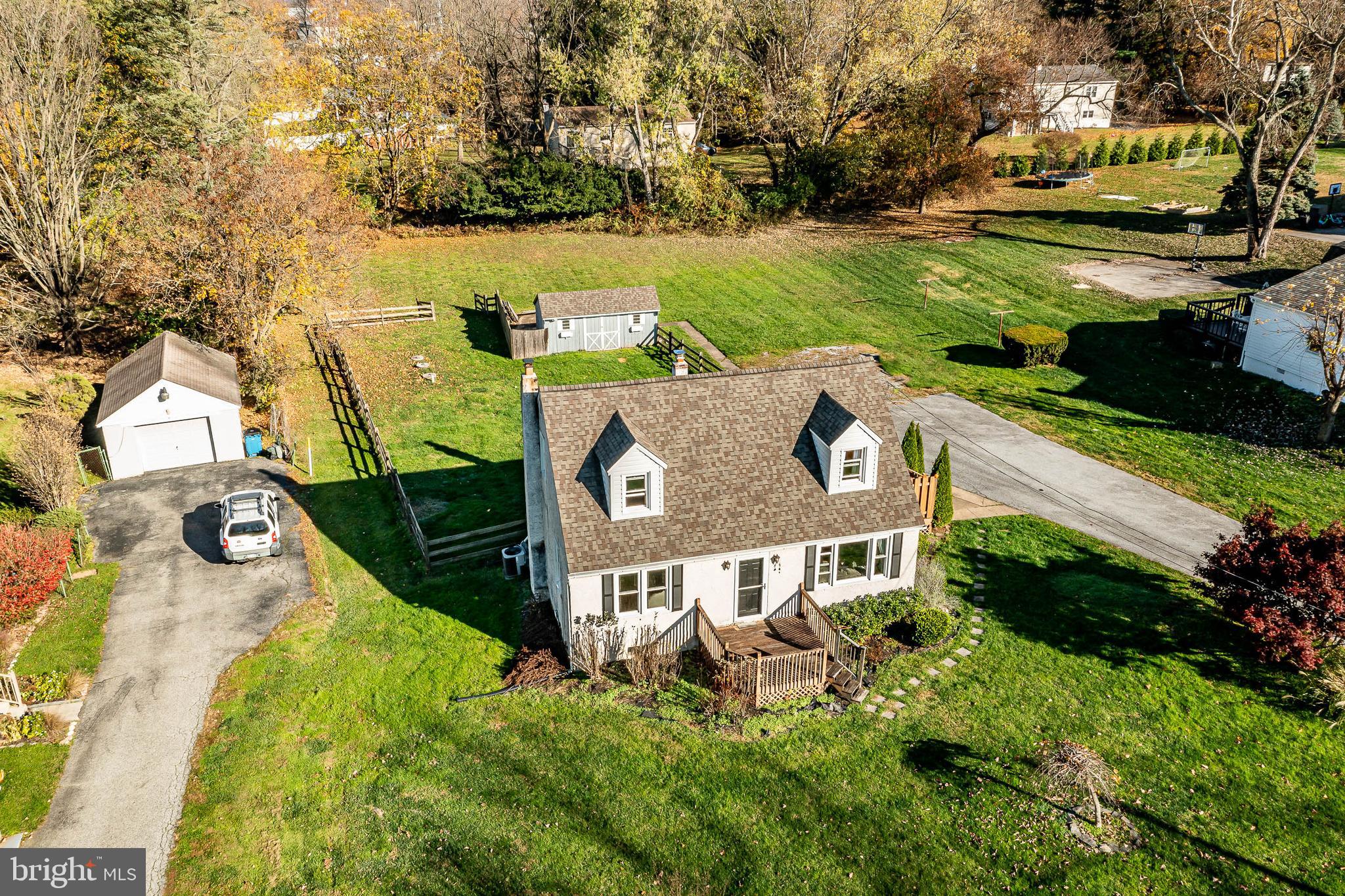 BRINTON WOODS - Residential