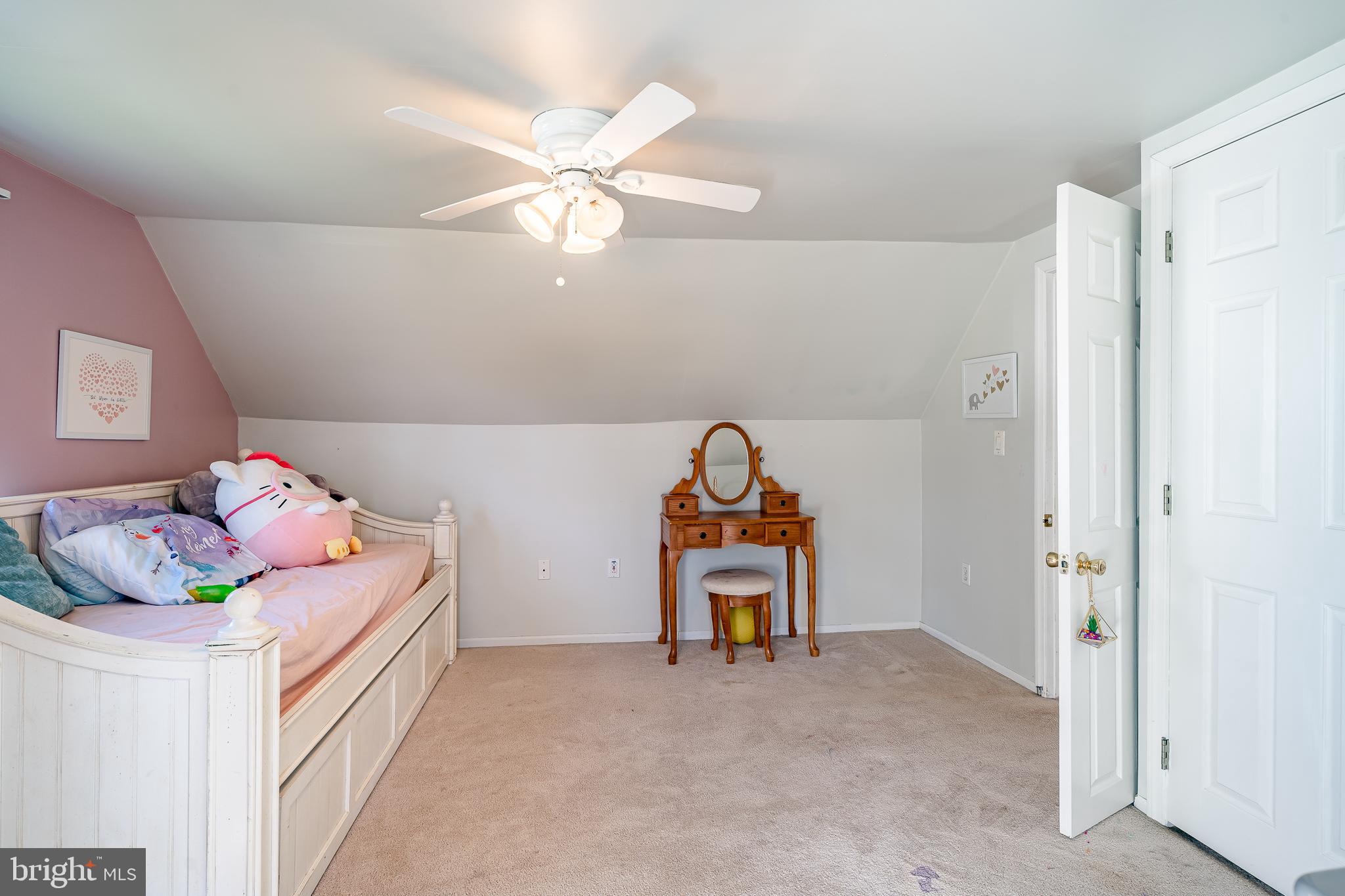 BRINTON WOODS - Residential