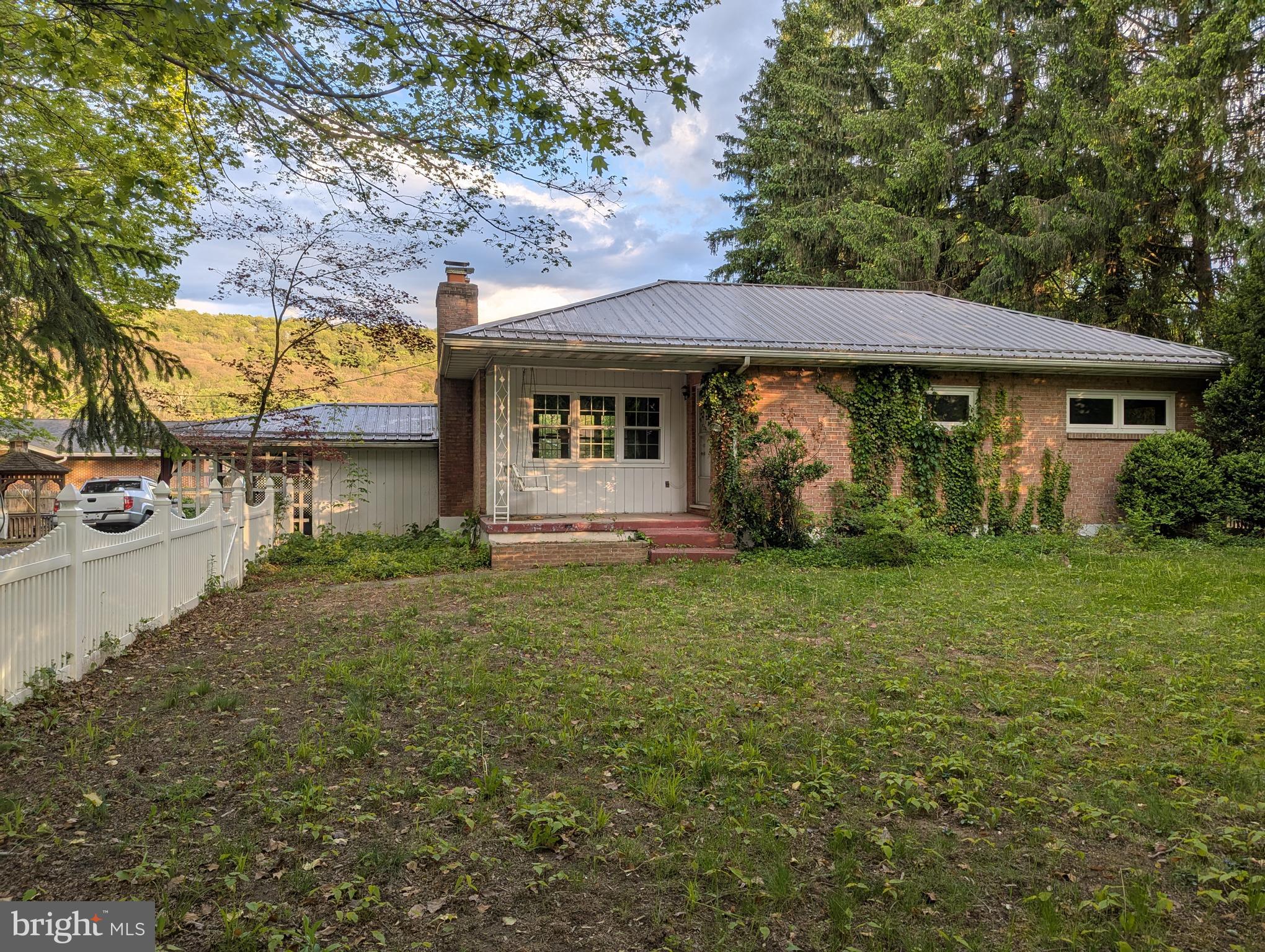 10120 CASH VALLEY ROAD SW