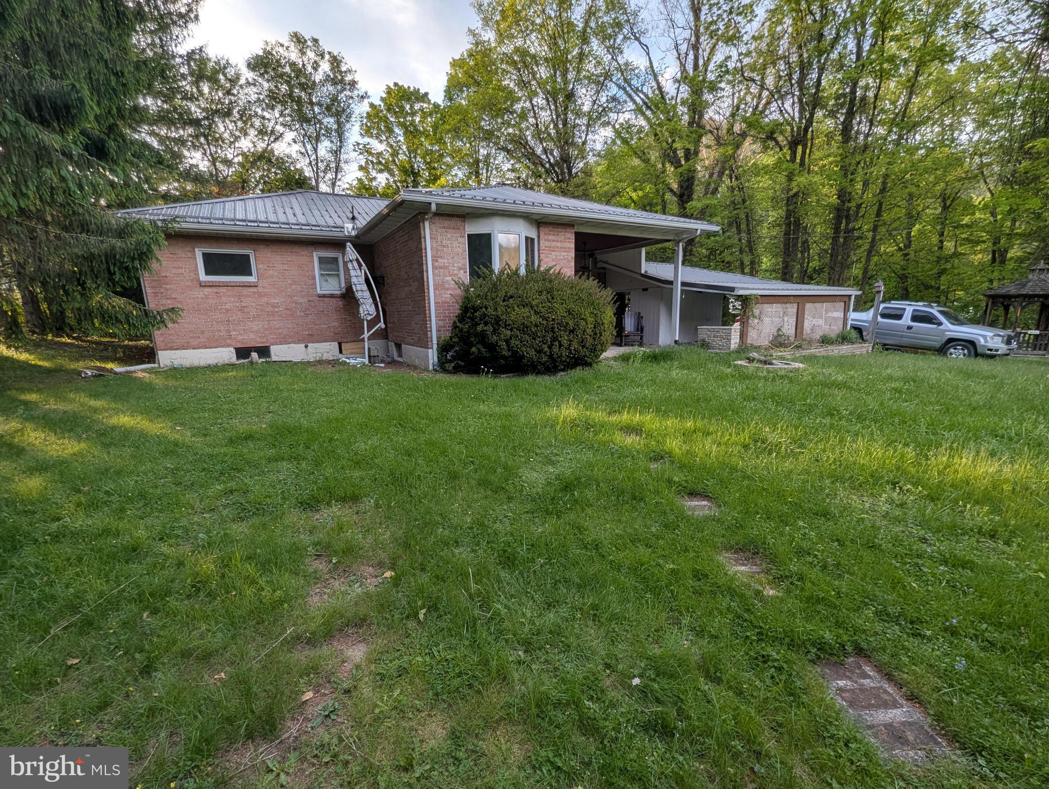 10120 CASH VALLEY ROAD SW