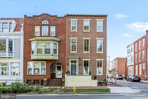 Photo of 1101 N Front Street, HARRISBURG, PA 17102 (MLS # PADA2050772)