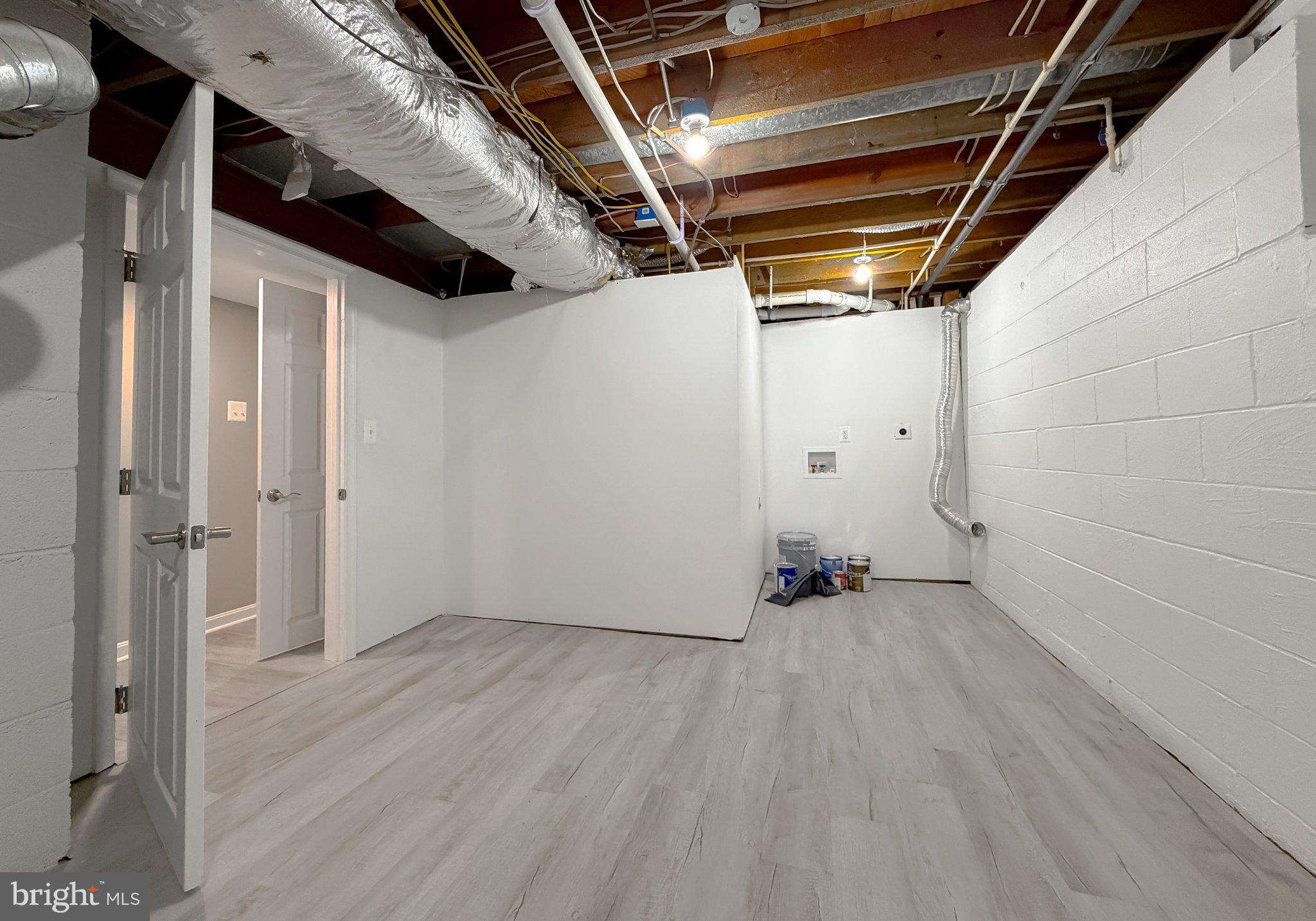 KINGSTON - Residential