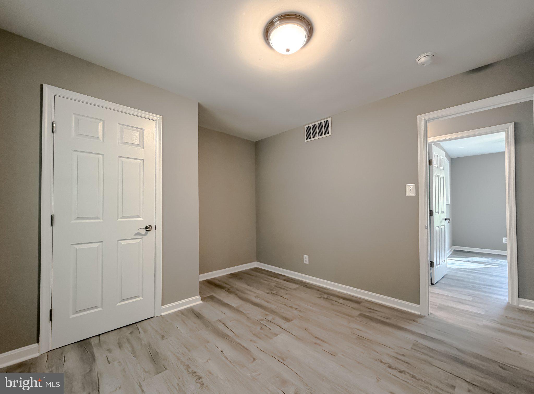 KINGSTON - Residential